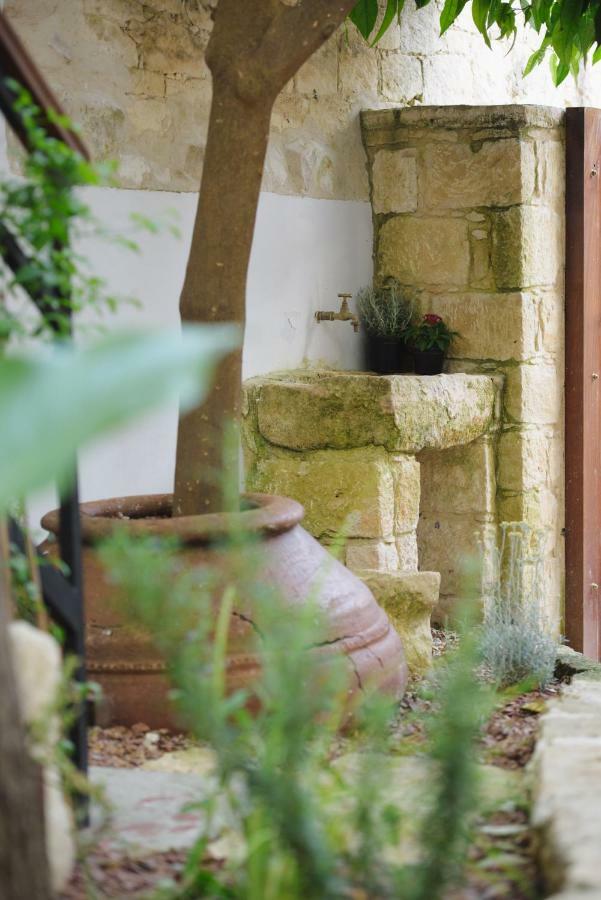 Serenity Boutique House Βουνί Εξωτερικό φωτογραφία