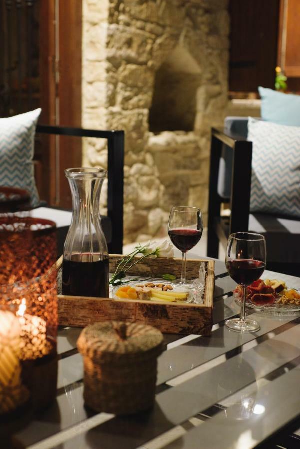 Serenity Boutique House Βουνί Εξωτερικό φωτογραφία
